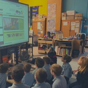 Fourth graders learning about Internet Safety